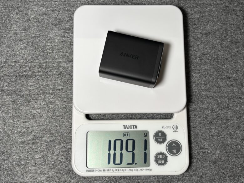 Anker Nano Charger (35W, 巻取り式 USB-Cケーブル)